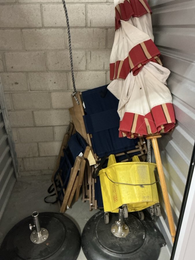 5 x 5 storage unit in San Diego, CA