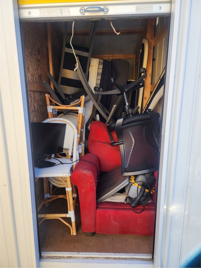 5 x 10 storage unit in Columbia, TN