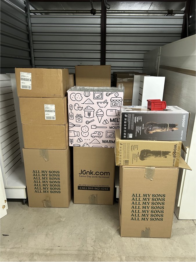 10 x 10 storage unit in Gilbert, AZ