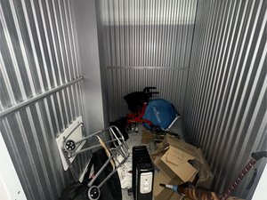 5 x 7 storage unit in Brooklyn, NY