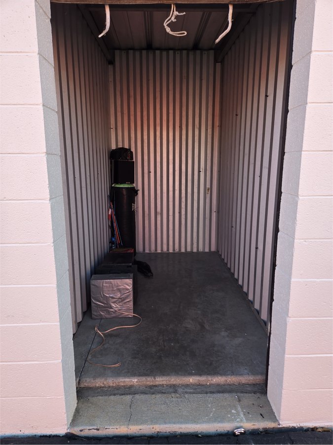 5 x 10 storage unit in West Valley City, UT