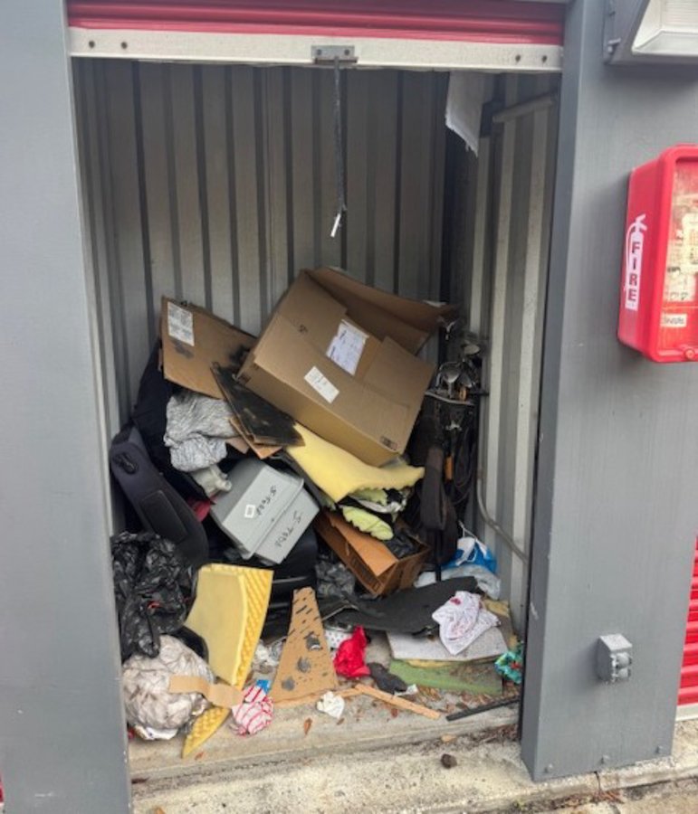 5 x 5 storage unit in Atlantic Beach, FL