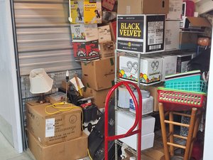 10 x 5 storage unit in Bismarck, ND