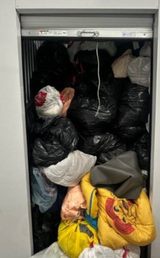 5 x 5 storage unit in Los Angeles, CA