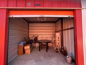 10 x 10 storage unit in Albertville, AL