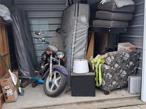 10 x 10 storage unit in Grimes, IA