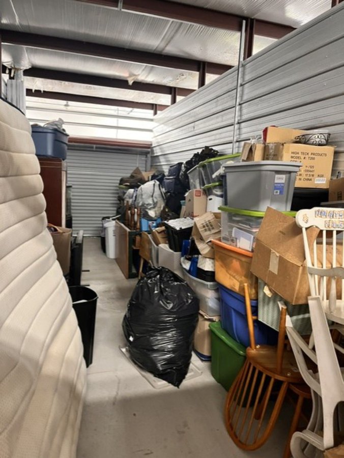 20 x 15 storage unit in Elgin, IL