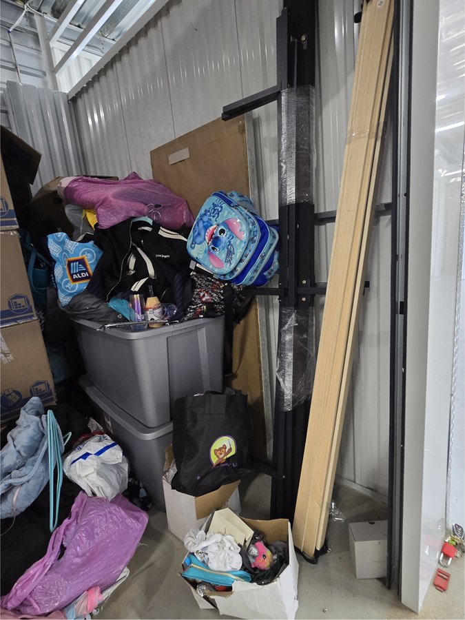 10 x 10 storage unit in Capitol Heights, MD