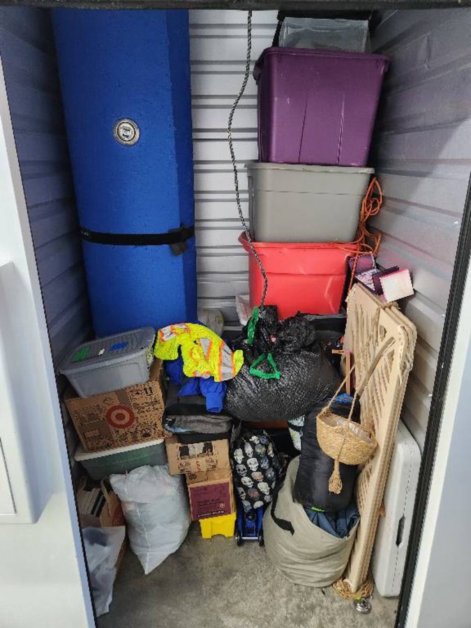 5 x 5 storage unit in Sacramento, CA