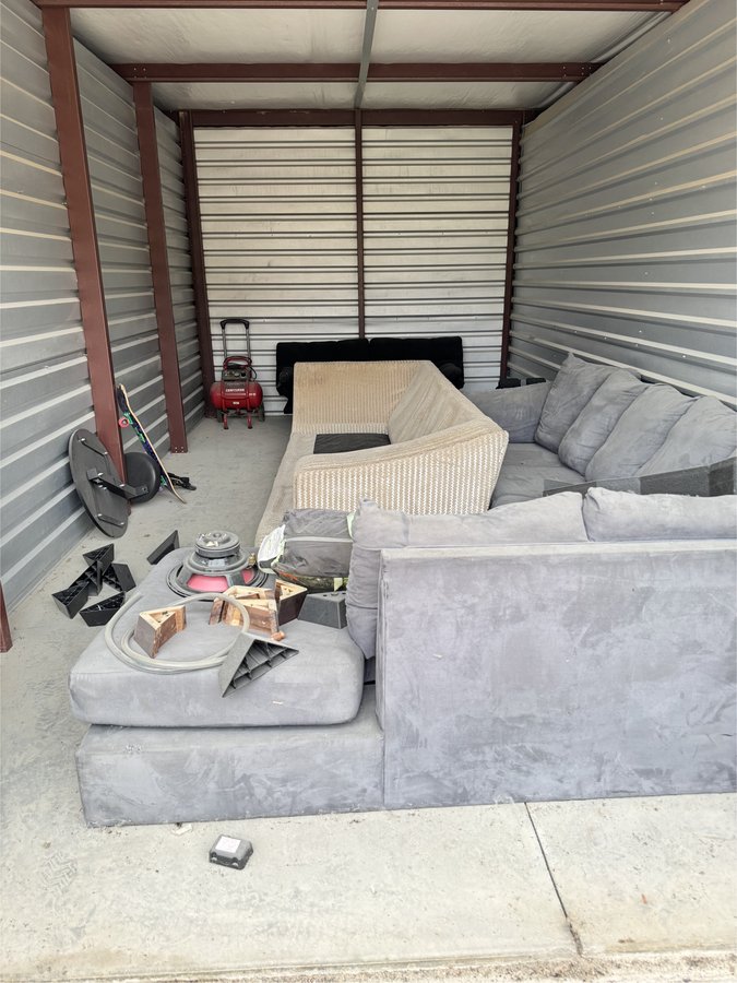 10 x 20 storage unit in West Des Moines, IA