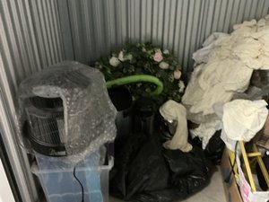 5 x 5 storage unit in Carlsbad, CA