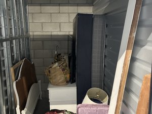 5 x 10 storage unit in Carlsbad, CA
