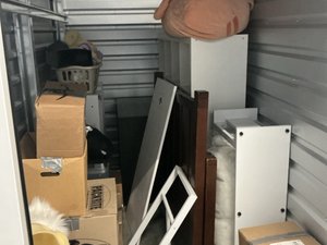 5 x 10 storage unit in Carlsbad, CA