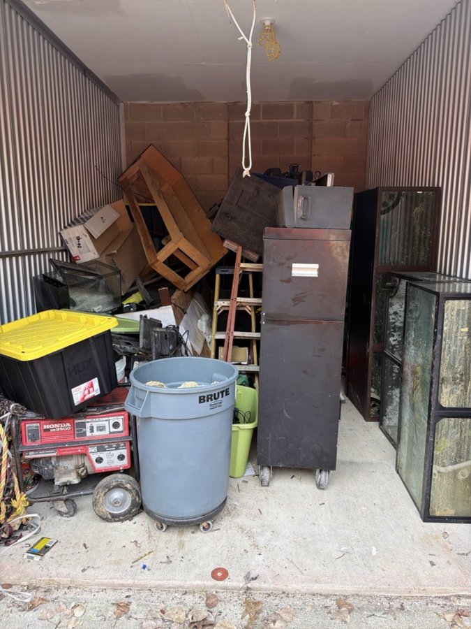 10 x 15 storage unit in Shelby Township, MI