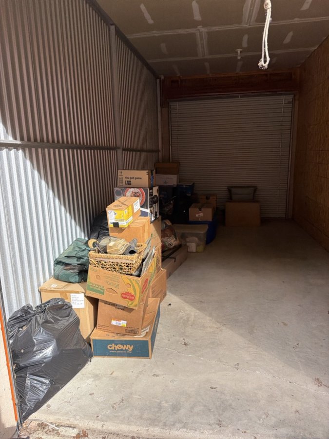 10 x 20 storage unit in Shelby Township, MI