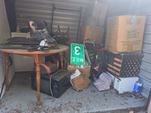 10 x 10 storage unit in Mt Holly, NC