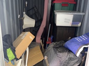 5 x 10 storage unit in Manassas Park, VA