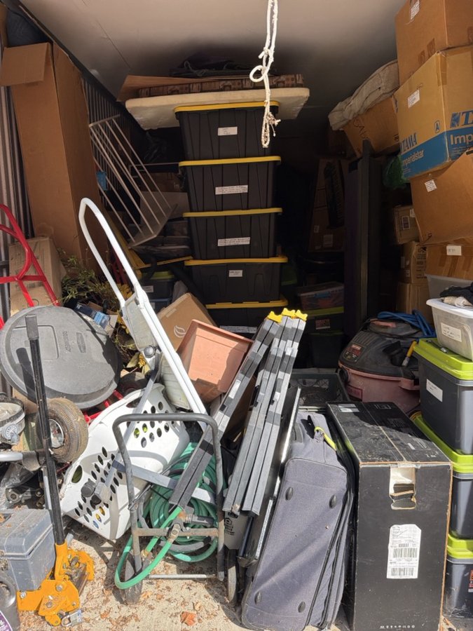 10 x 20 storage unit in Shelby Township, MI