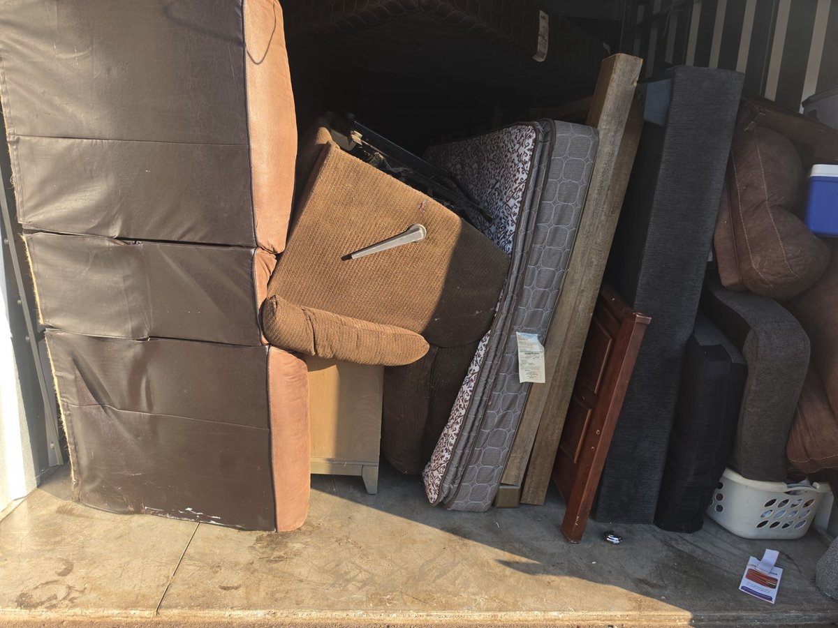 10 x 15 storage unit in Newton, NC