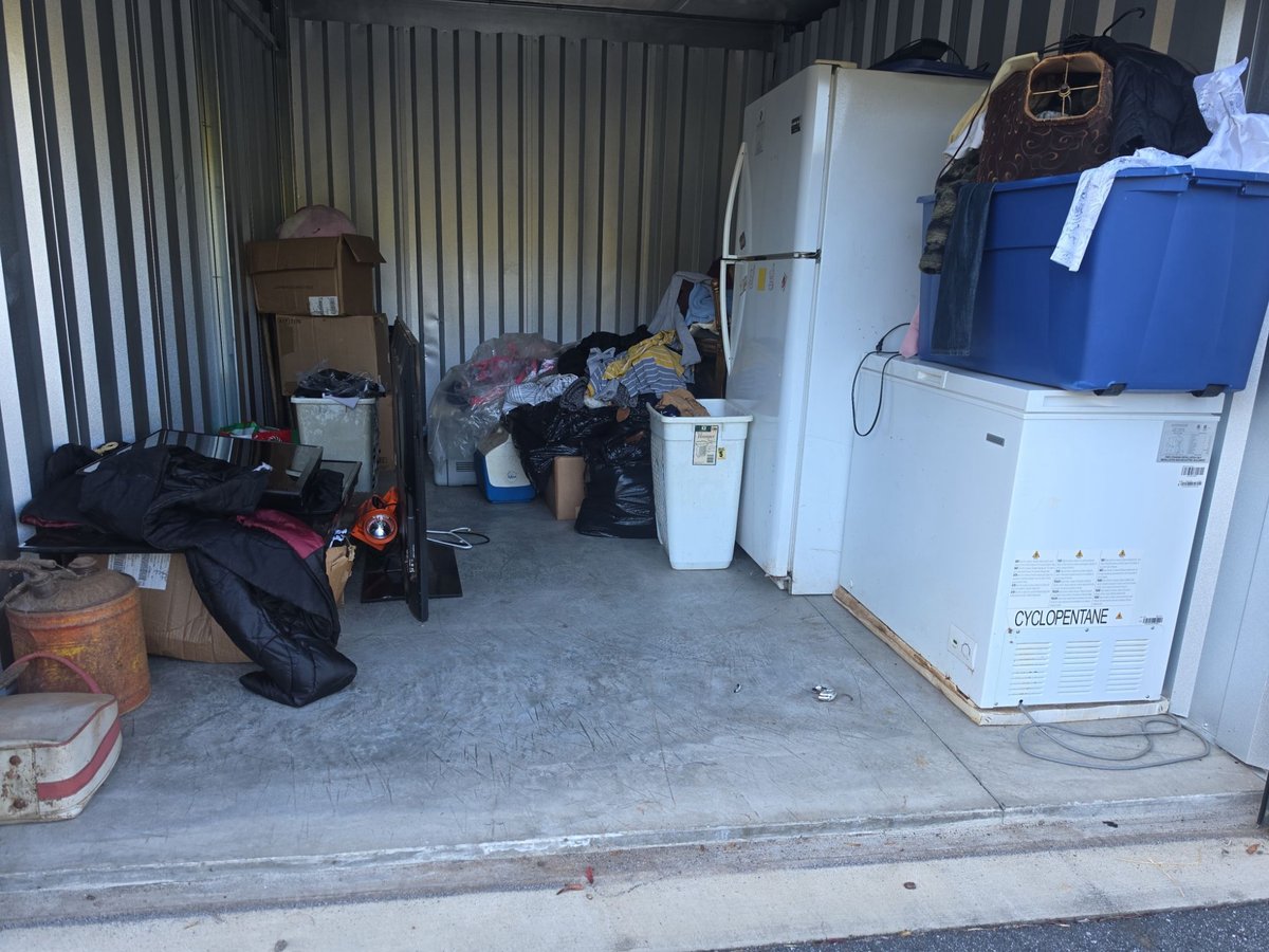 10 x 15 storage unit in Newton, NC