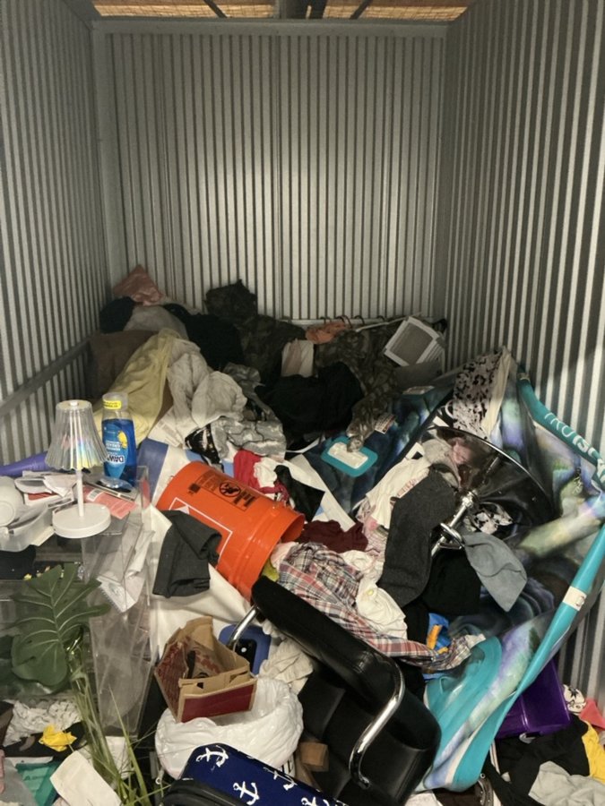 5 x 10 storage unit in Vista, CA
