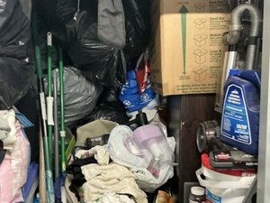 5 x 10 storage unit in Vista, CA