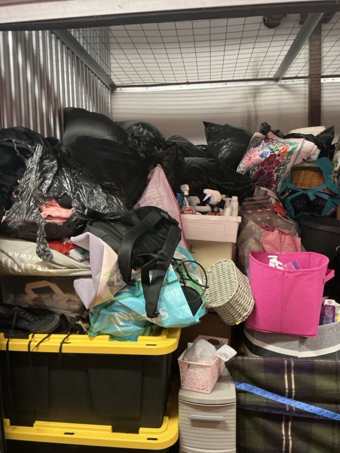 10 x 8 storage unit in San Diego, CA