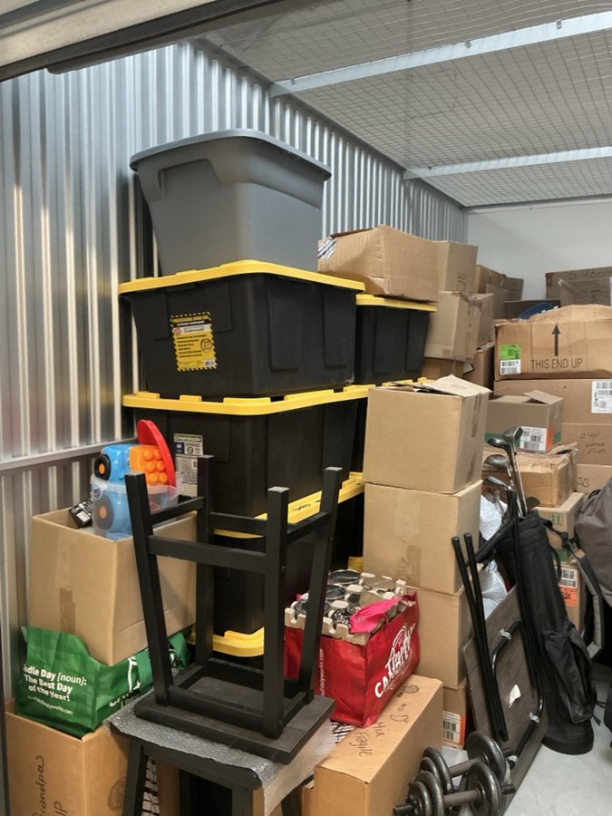 10 x 15 storage unit in San Diego, CA