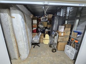 10 x 20 storage unit in Escondido, CA