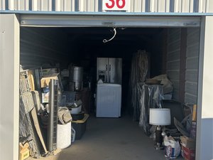 10 x 30 storage unit in Victorville, CA