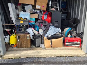 10 x 15 storage unit in Belleville, MI