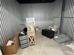 10 x 10 storage unit in Piscataway, NJ