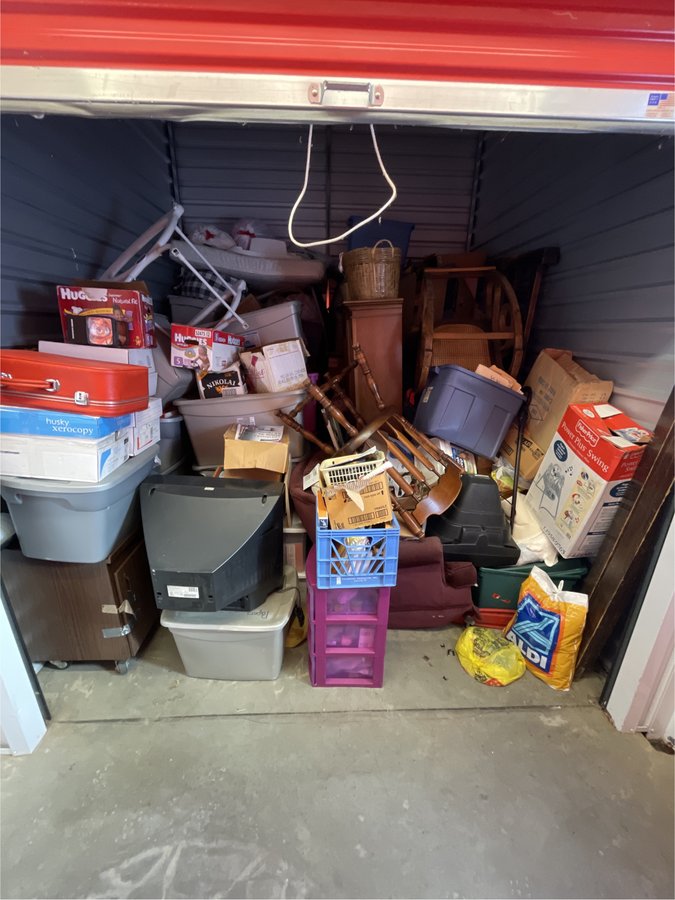 10 x 10 storage unit in Aberdeen, MD