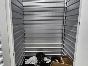 5 x 5 storage unit in Glen Mills, PA