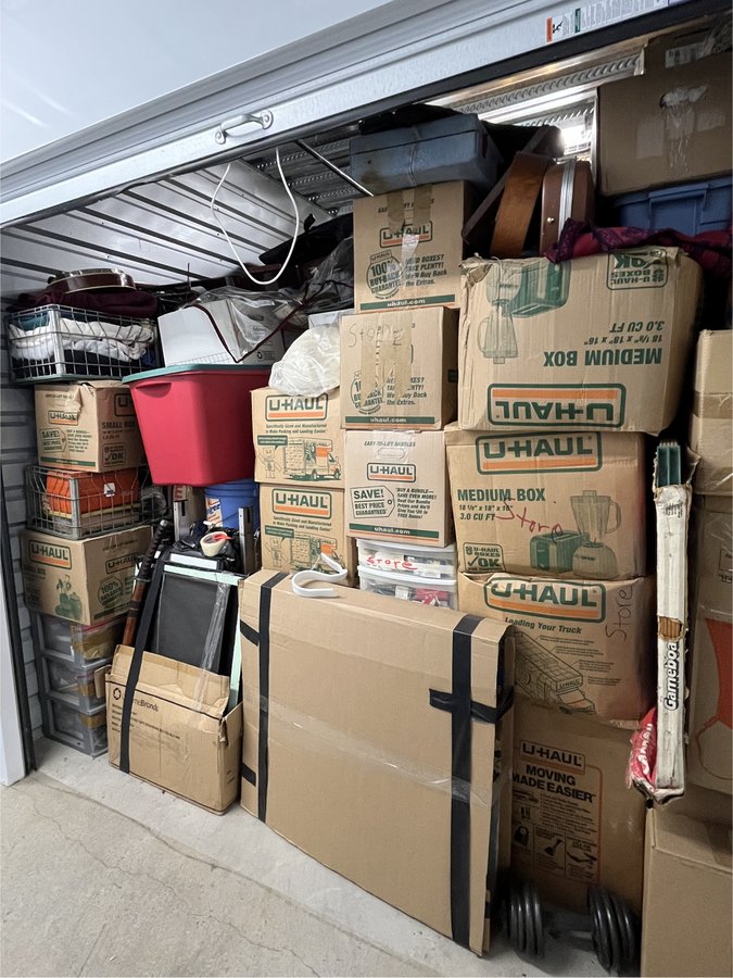 10 x 15 storage unit in Shoreline, WA