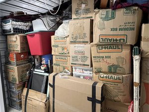 10 x 15 storage unit in Shoreline, WA