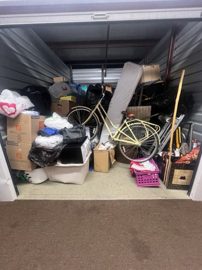 10 x 15 storage unit in Gambrills, MD