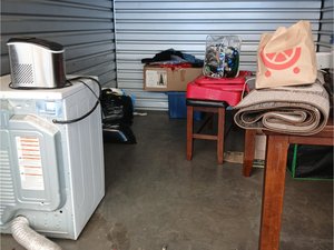 15 x 10 storage unit in Aurora, CO
