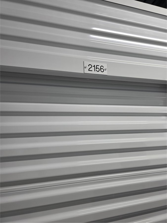 5 x 5 storage unit in Mundelein, IL