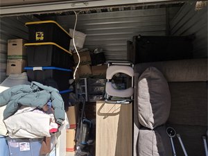10 x 10 storage unit in Murfreesboro, TN