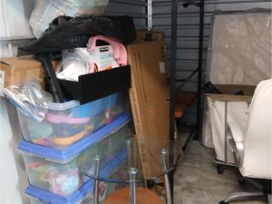 10 x 10 storage unit in Aurora, CO