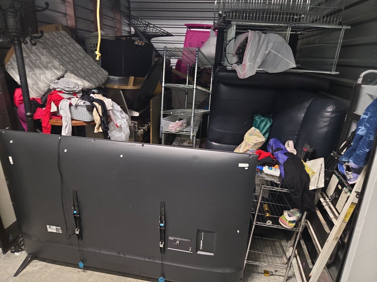 10 x 15 storage unit in Mooresville, NC