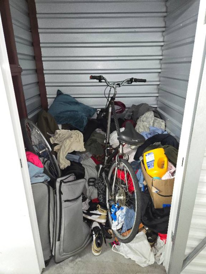 5 x 5 storage unit in Burlingame, CA