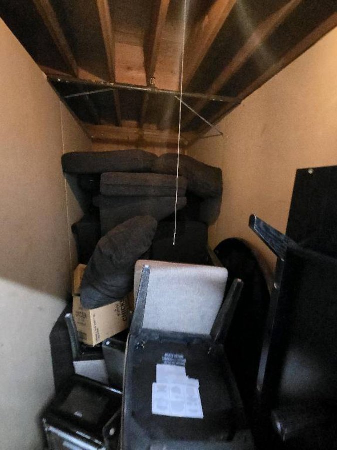 5 x 10 storage unit in San Diego, CA