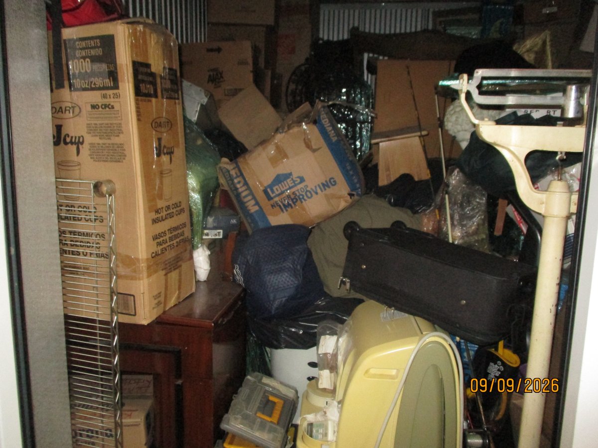 10 x 10 storage unit in Brooklyn, NY