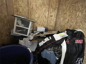 Photo 8