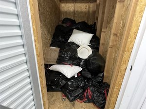 5 x 10 storage unit in Tacoma, WA