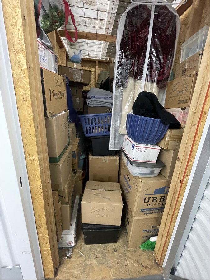 5 x 8 storage unit in Tacoma, WA
