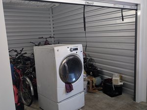 10 x 15 unit in Tampa