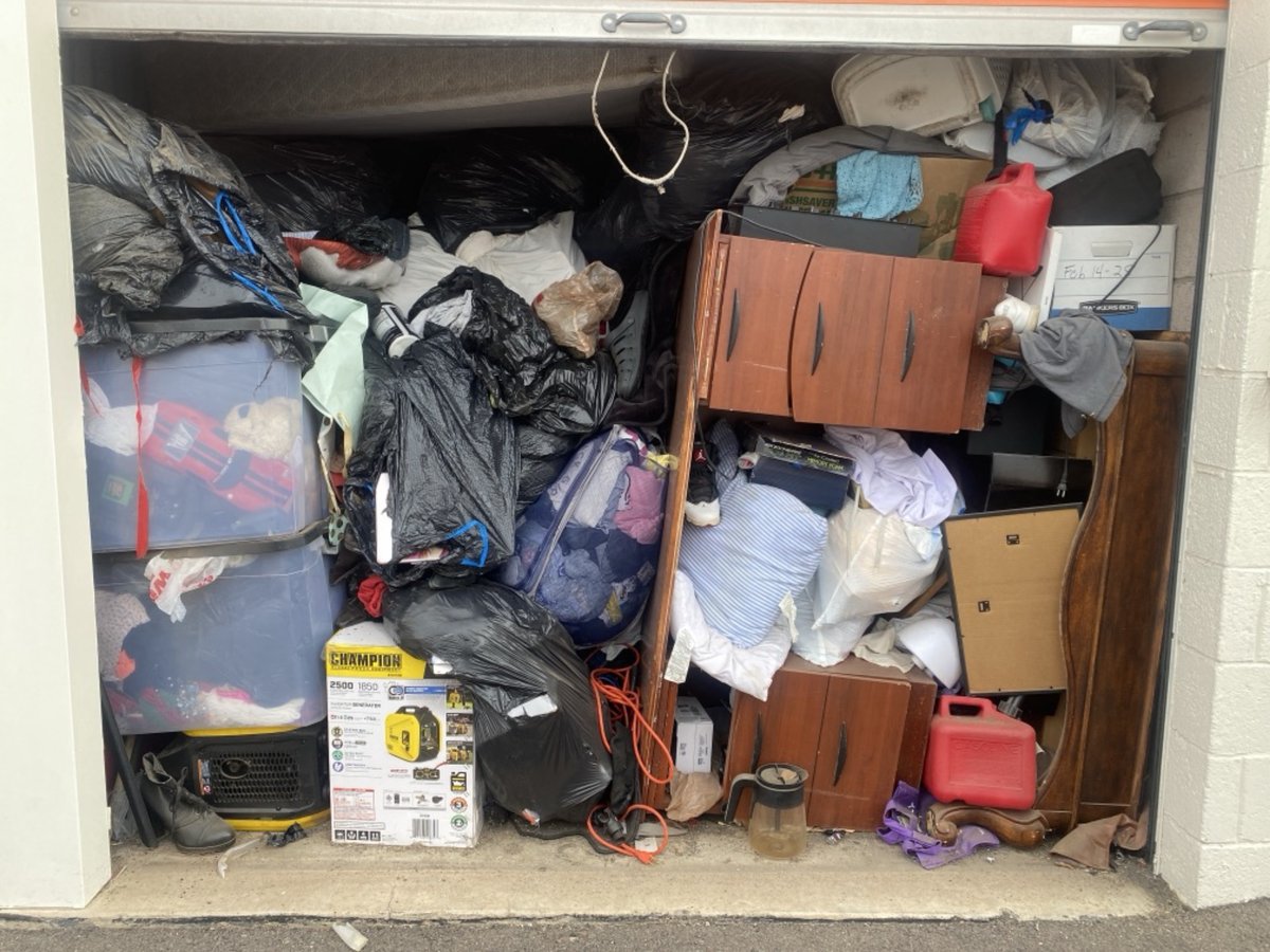 10 x 10 storage unit in Phoenix, AZ